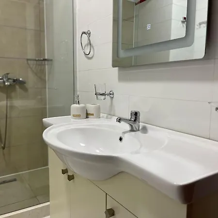 Appartement Air Albania Flat W/self Check In